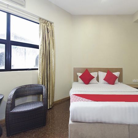Oyo 422 Hotel Reno Kuala Lumpur Extérieur photo