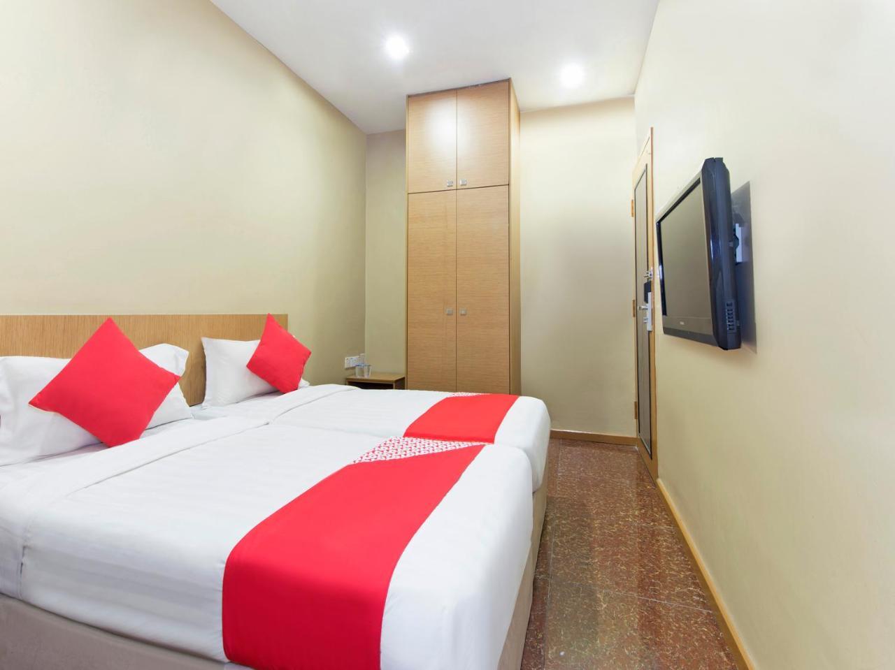 Oyo 422 Hotel Reno Kuala Lumpur Extérieur photo