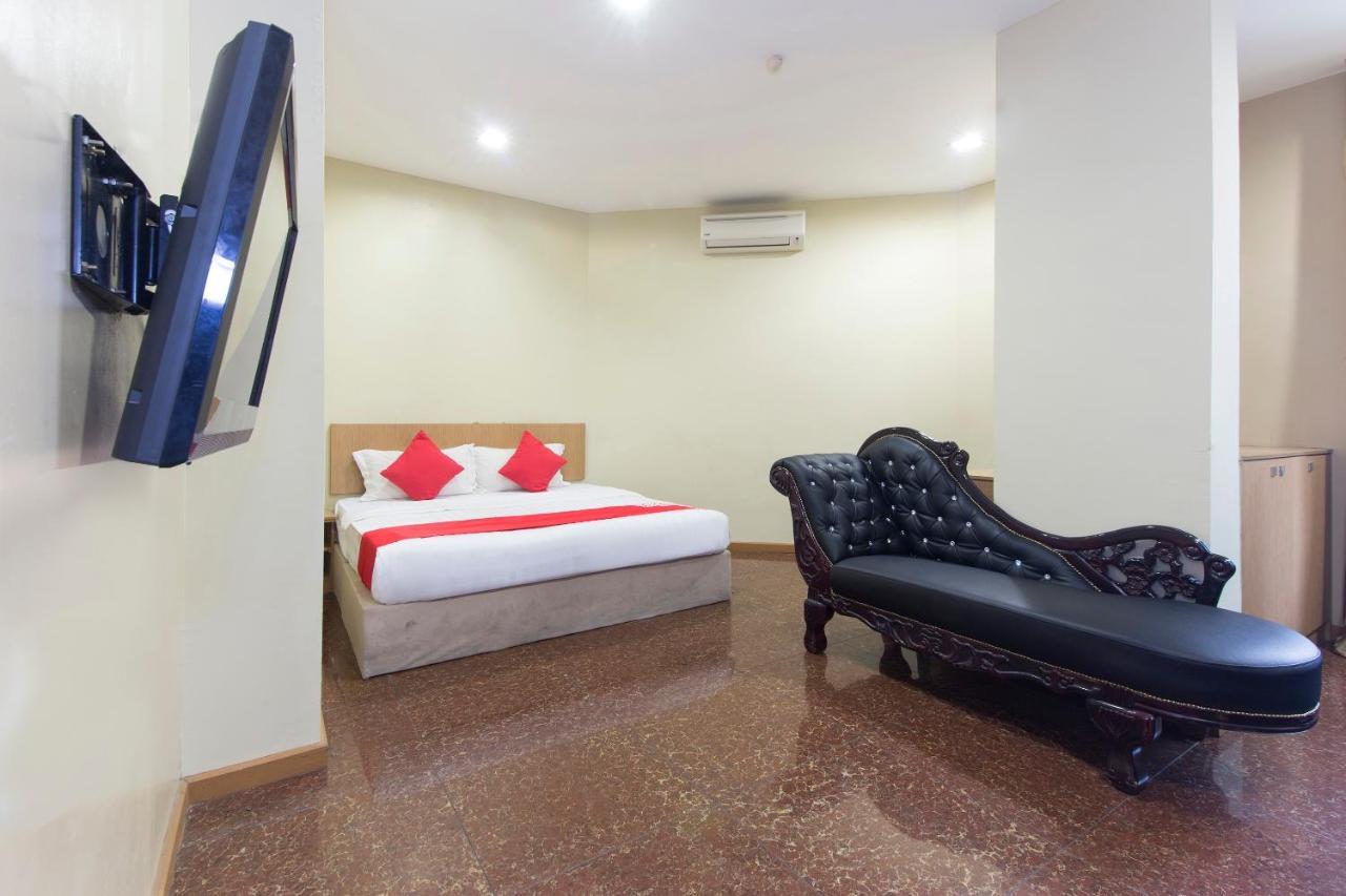 Oyo 422 Hotel Reno Kuala Lumpur Extérieur photo