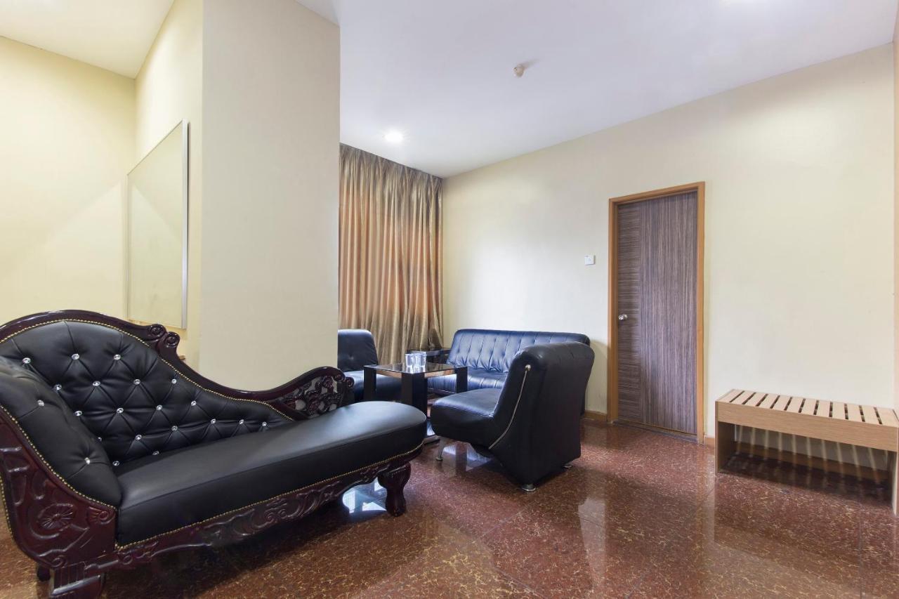 Oyo 422 Hotel Reno Kuala Lumpur Extérieur photo