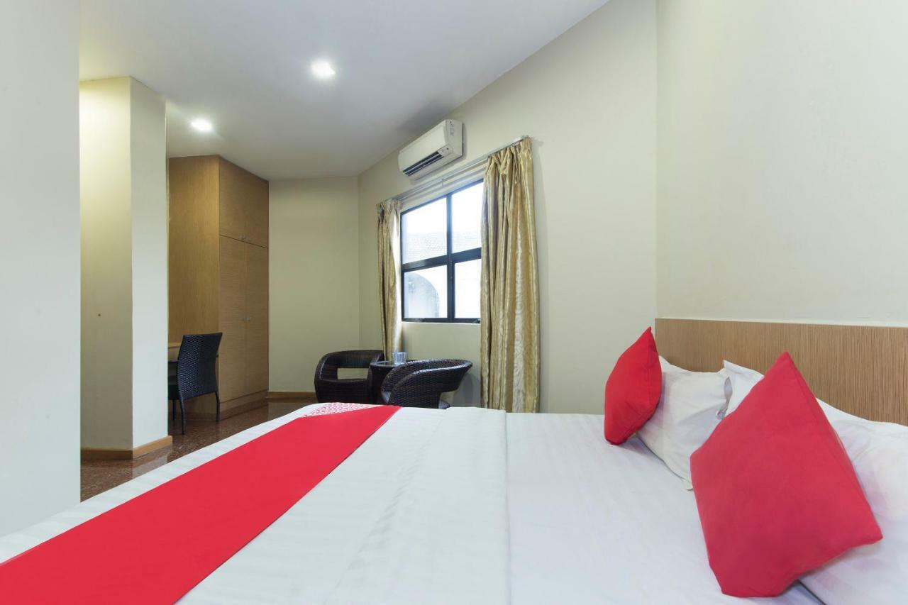 Oyo 422 Hotel Reno Kuala Lumpur Extérieur photo