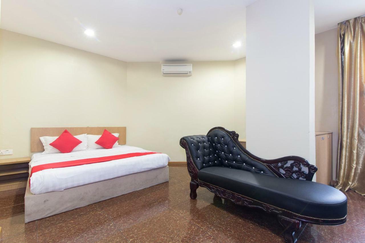 Oyo 422 Hotel Reno Kuala Lumpur Extérieur photo